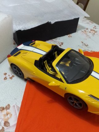Ferrari 458 A speciale  con capotta che si apre