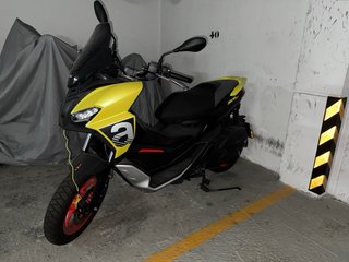 Aprilia SR GT 125 Maxi Scooter