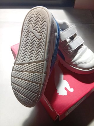 Zapatillas Puma niño talla 26