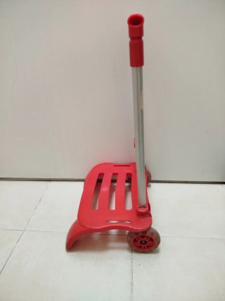Carrito escolar rojo