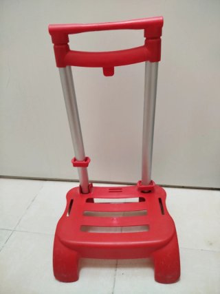 Carrito escolar rojo