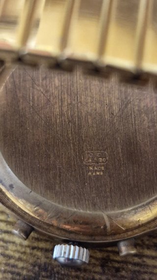 Reloj Ling Cronógrafo Telemetro Dorado