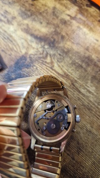 Reloj Ling Cronógrafo Telemetro Dorado