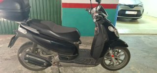 Piaggio Carnaby 125cc Scooter 25.000Km