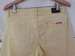 Pantalón vaquero Superdry Algodón Amarillo Nuevo