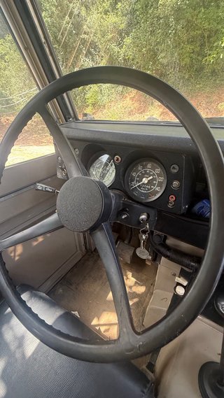 Land Rover Santana 109