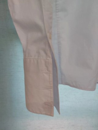 Camisa para chaqué blanca.