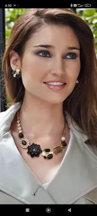 Conjunto Collar y Pendientes Negro Dorado