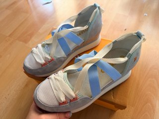 Sandalias cuña Gioseppo