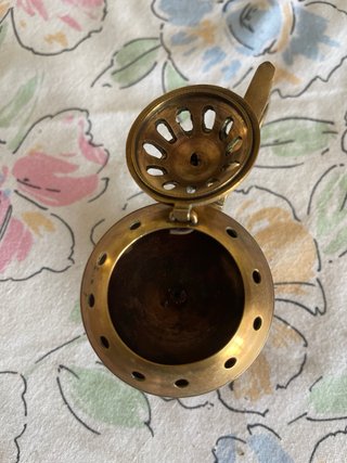 Quemador incienso antiguo metal dorado