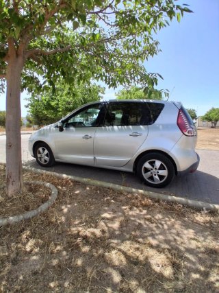 Renault Scenic 2012