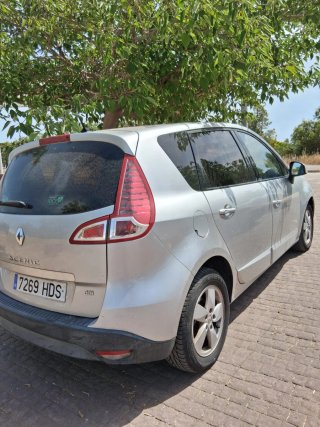Renault Scenic 2012