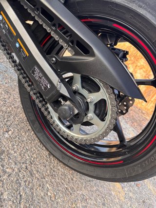 Kawasaki Z900e Negra