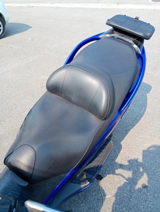 Suzuki Burgman AN400S Escúter
