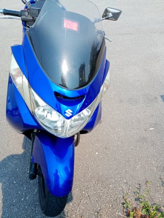 Suzuki Burgman AN400S Escúter