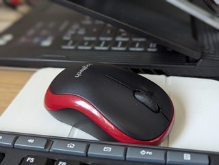 Teclado y Ratón Logitech M270 + M185