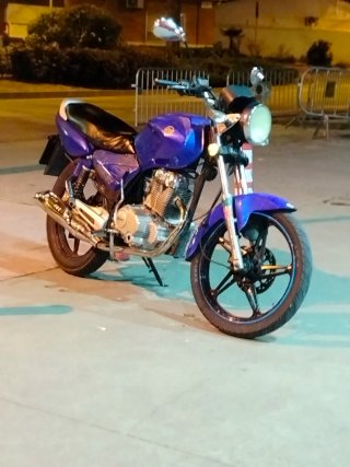 Moto K kegui de 125.