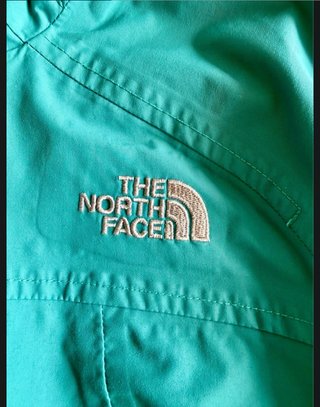 Chaqueta The North Face HyVent Técnica Impermeable