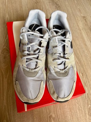 Zapatillas Nike Lifestyle Grises y Negras