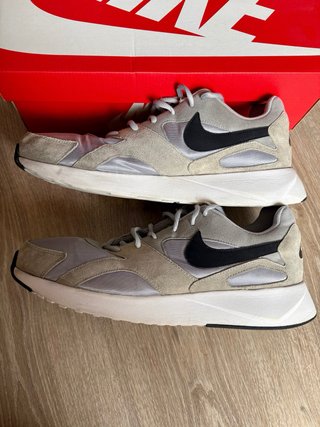 Zapatillas Nike Lifestyle Grises y Negras