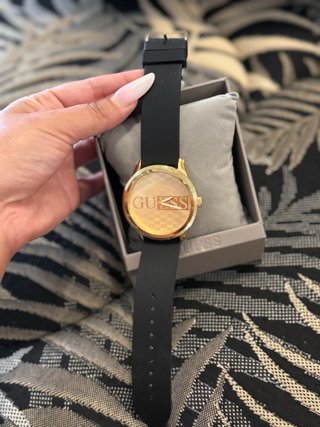 Reloj Guess Hombre Dorado y Negro