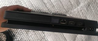 PS4 Slim 1TB + 2 Giochi + 2 Controller