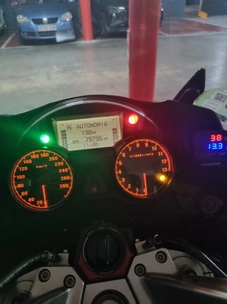 Kawasaki GTR 1400 Negra 27/09/ 2008 78.800 km.