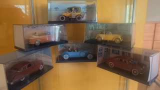 Colección 30 coches Tintín 1/43 y libro