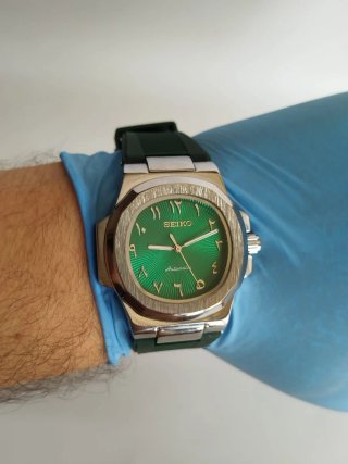 Reloj Seiko mod Nautilus Árabe Automático 40mm