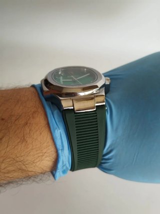 Reloj Seiko mod Nautilus Árabe Automático 40mm