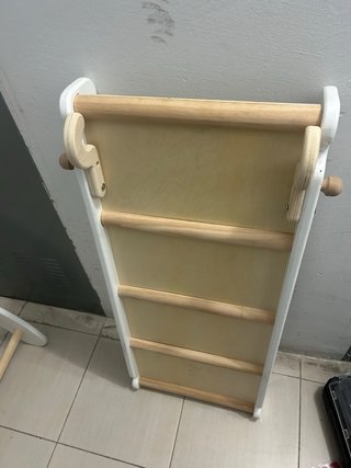 Estructura escalada bebé madera