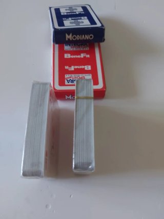 Lotto 2 mazzi carte Modiano BeneFit sigillati