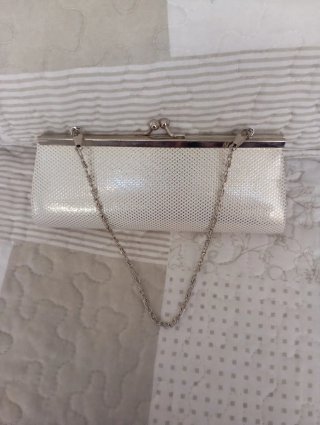 Bolso de fiesta plateado y blanco