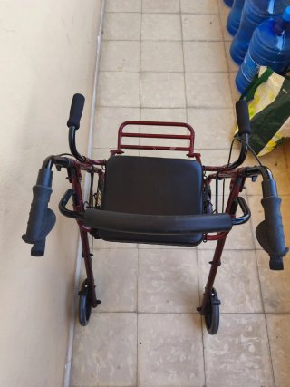 Tacata con asiento y cesta