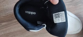 Zapatillas Adidas Altas Blancas y Negras
