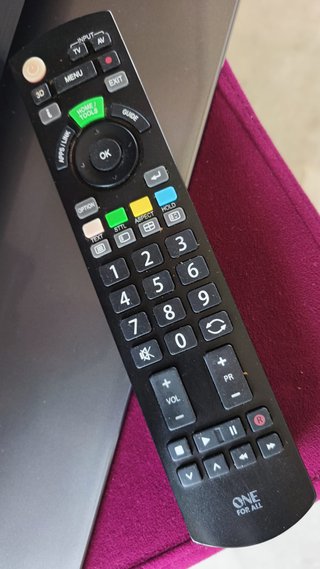 TV Panasonic 37 Full HD + Accesorios