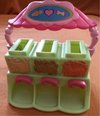 Expendedora Littlest Pet Shop con accesorios