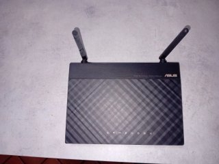 Vendo modem asus con due antenne