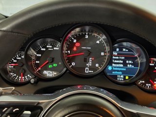 Porsche Cayenne 2016