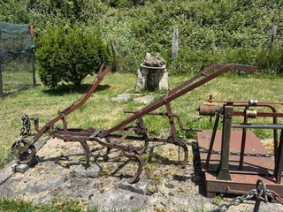 Arado antiguo de labranza