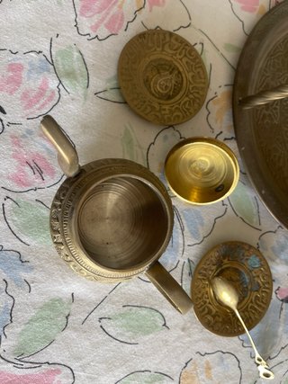 Juego de té antiguo de latón