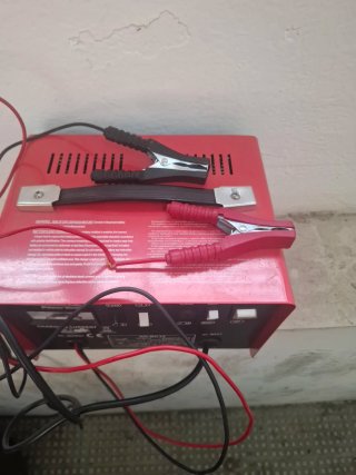Cargador Batería Coche Raider RD-BC12