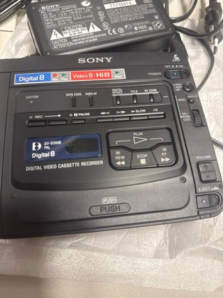 Sony GV-D200E Digital8 Hi8 Video8 PAL