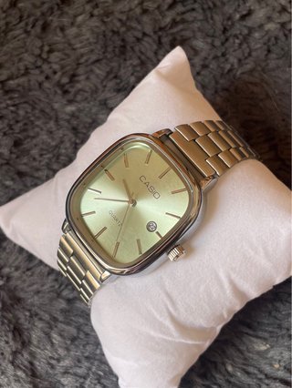 Reloj Casio Vintage Plateado y Verde Menta