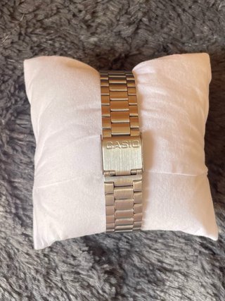 Reloj Casio Vintage Plateado y Verde Menta