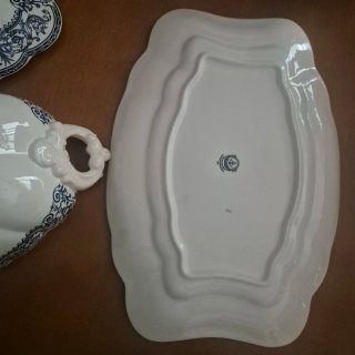 Juego vajilla La Cartuja: sopera, salsera, ensalad