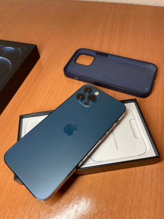 iPhone 12 Pro 256gb + funda GUESS