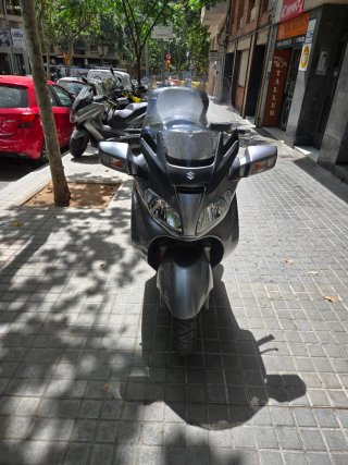 Suzuki Burgman 650 Executive ABS