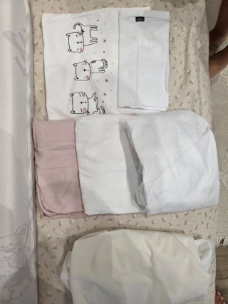 Colchón mini cuna + ropa de cama