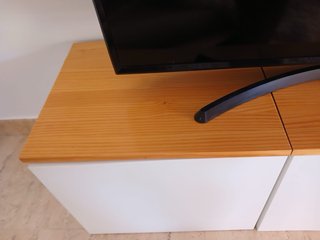 Mueble TV madera y ratán